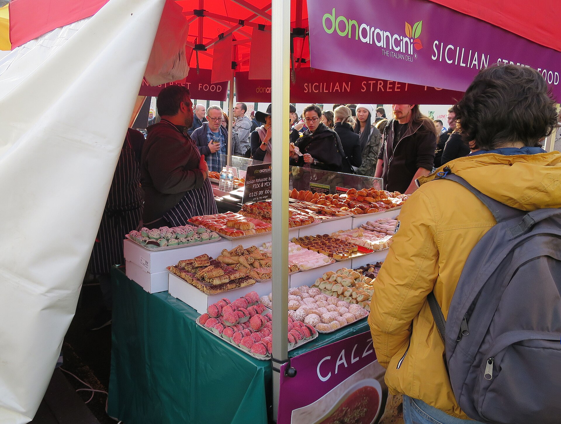 Sicilian food experience — La Pescheria, arancini and authentic cuisine for cruise passengers
